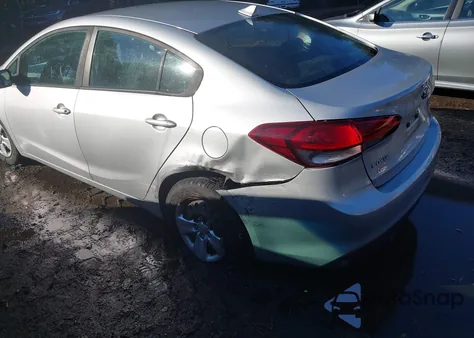 2018 Kia Forte Lx from USA, damaged, VIN 3KPFK4A71JE236706